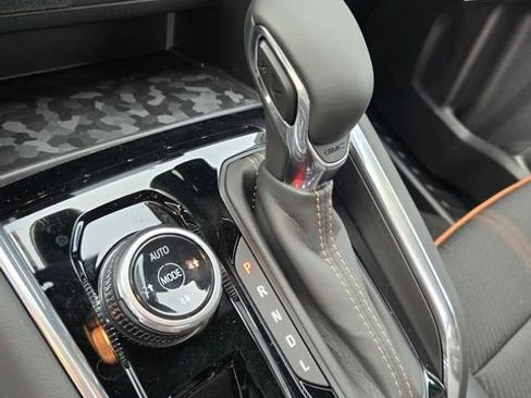 New 2026 GMC Canyon AT4 image 16