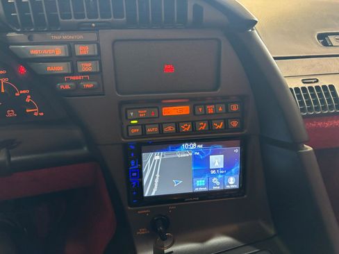 Used 1990 Chevrolet Corvette ZR-1 RWD image 24