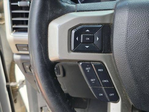 Used 2019 Ford F250 Lariat AWD/4WD image 11