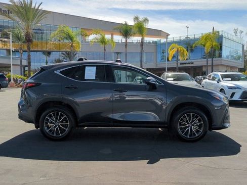 Used 2025 Lexus NX 250 FWD w/ Accessory Package (2T) image 4