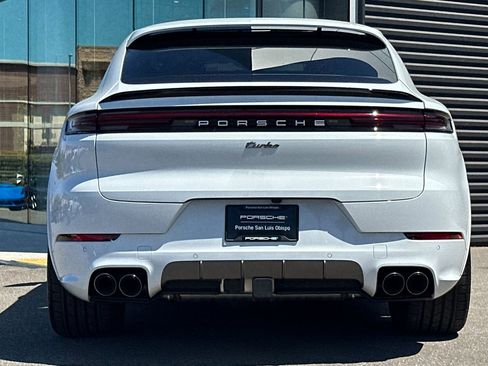 New 2025 Porsche Cayenne Turbo image 7