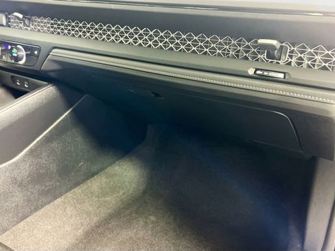 Used 2025 Honda Accord SE image 35