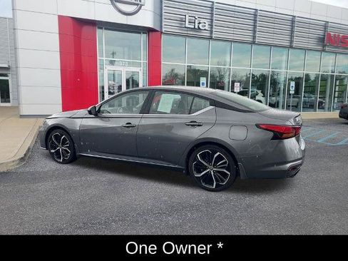 Certified 2023 Nissan Altima 2.5 SR w/ SR Premium Package FWD image 10
