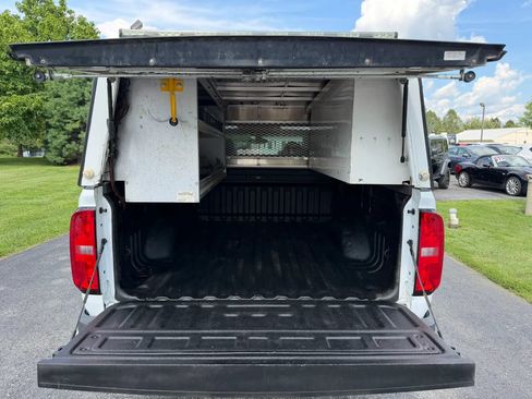 Used 2019 Chevrolet Colorado W/T w/ WT Convenience Package RWD image 31