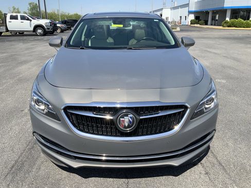 Used 2017 Buick LaCrosse Premium w/ Driver Confidence Package #2 FWD image 3