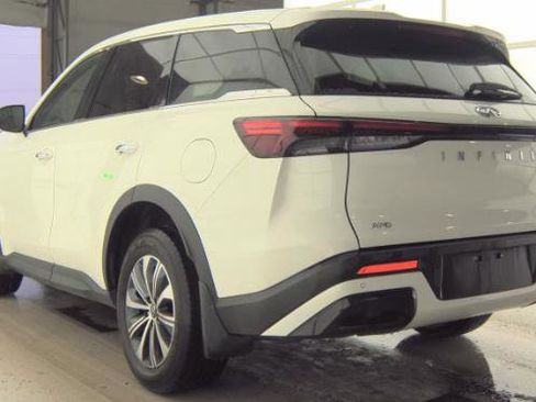 Used 2023 INFINITI QX60 Pure image 6