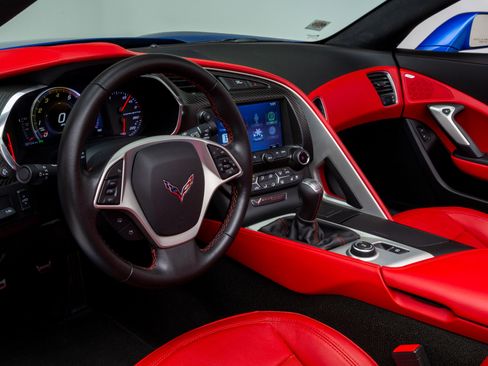 Used 2014 Chevrolet Corvette Stingray Convertible w/ 3LT Preferred Equipment Group image 27