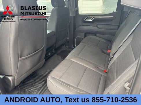 Used 2023 Chevrolet Silverado 1500 LT AWD/4WD image 14