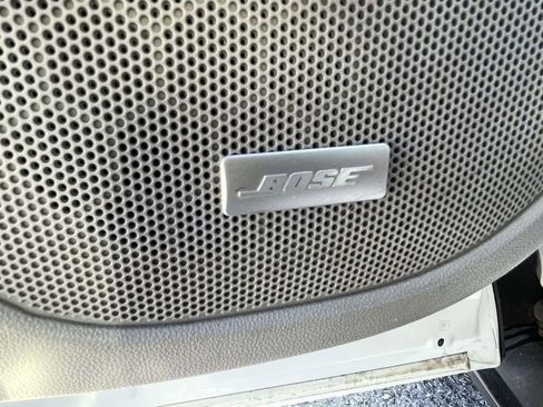 Used 2018 GMC Acadia SLT w/ LPO, Floor Liner Package image 20