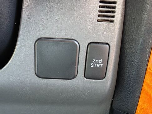 Used 2004 Lexus GX 470 AWD/4WD image 50