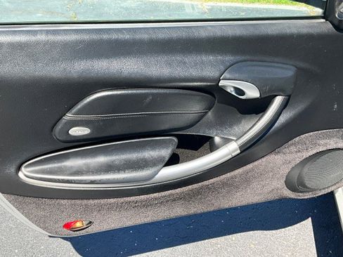 Used 2000 Porsche Boxster S RWD image 26
