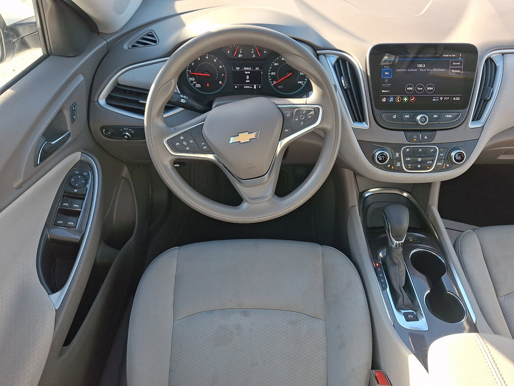 Used 2025 Chevrolet Malibu LT FWD image 25
