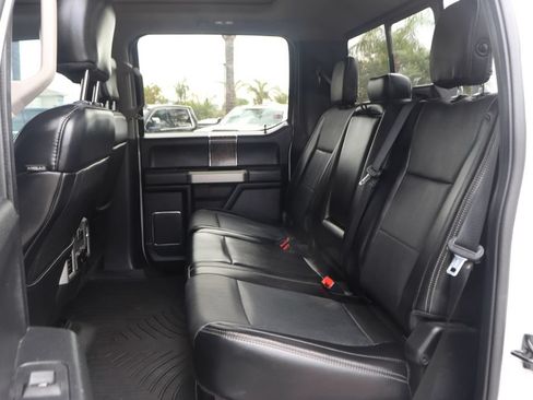 Used 2018 Ford F250 Lariat w/ Lariat Ultimate Package AWD/4WD image 23