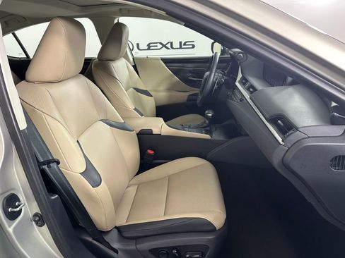 Used 2020 Lexus ES 350 w/ Premium Package FWD image 21