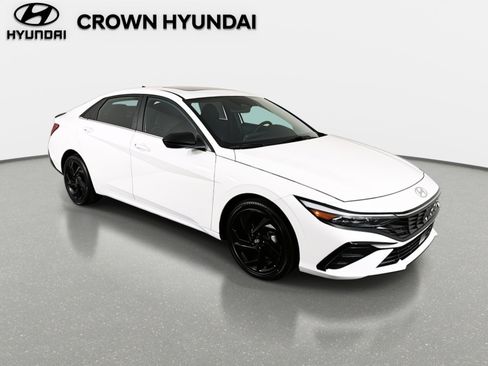 New 2026 Hyundai Elantra SEL Sport Premium image 3