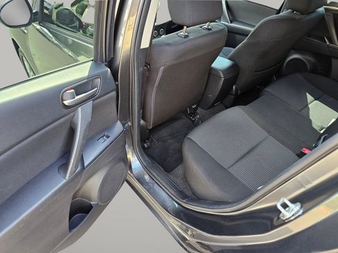 Used 2013 MAZDA MAZDA3 i Touring image 20