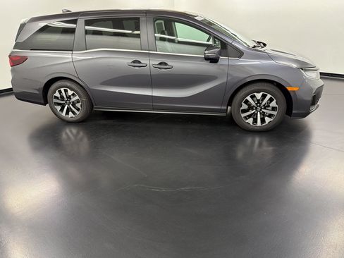 New 2026 Honda Odyssey EX-L image 8