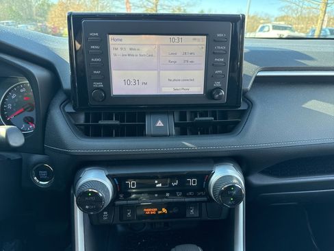Used 2019 Toyota RAV4 XLE image 12