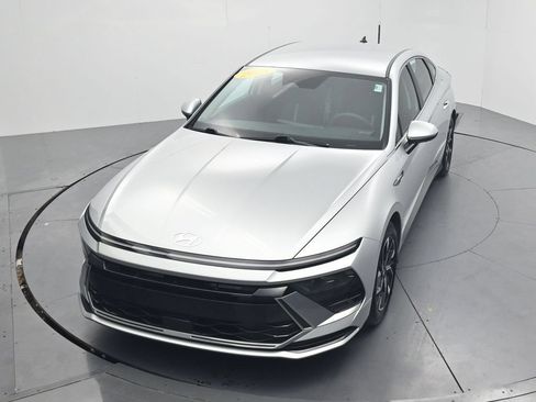 Used 2025 Hyundai Sonata SEL FWD image 41