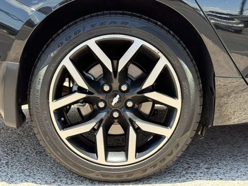 Used 2016 Chevrolet Impala LTZ FWD image 25