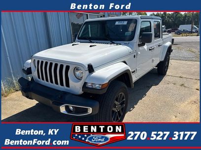 Used 2023 Jeep Gladiator Sport