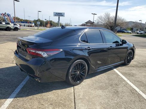 Used 2021 Toyota Camry XSE w/ Navigation Package image 4