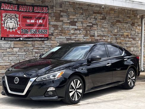 Used 2019 Nissan Altima 2.5 SL FWD image 2