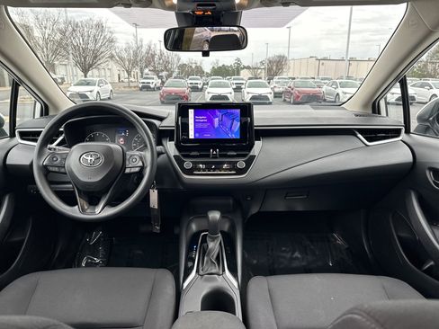 Certified 2024 Toyota Corolla LE image 28
