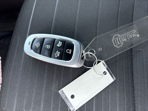 Used 2024 Hyundai Santa Cruz SEL image 31