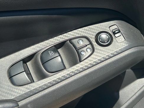Used 2022 Nissan Altima 2.5 SV FWD image 26