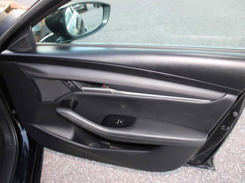 Used 2025 MAZDA MAZDA3 s Sport image 39