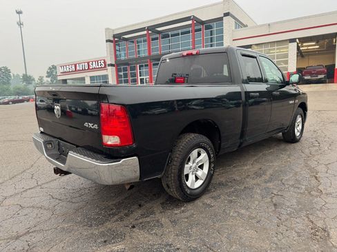 Used 2018 RAM 1500 ST w/ SXT Appearance Group AWD/4WD image 5