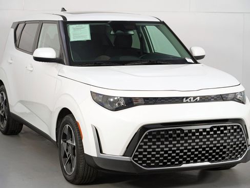 Used 2024 Kia Soul EX image 53