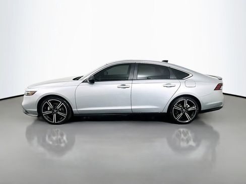 Used 2023 Honda Accord Sport image 8