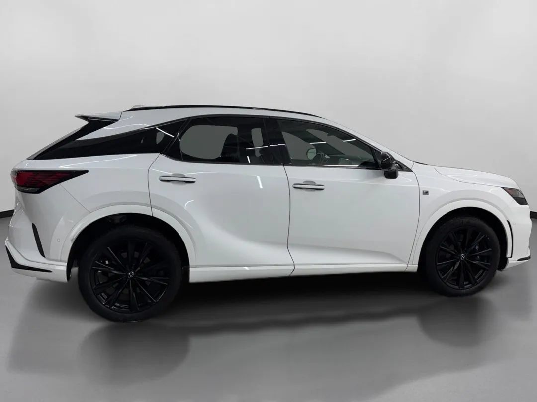 Used 2023 Lexus RX 500h F Sport w/ Accessory Package (Z1) AWD/4WD image 11