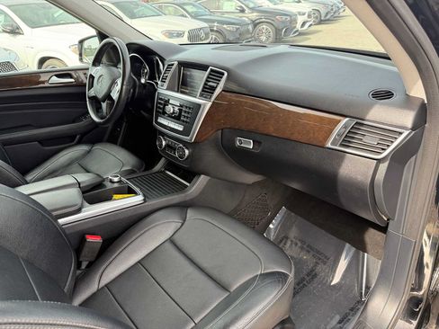 Used 2015 Mercedes-Benz ML 350 4MATIC image 11