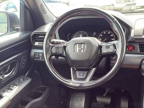 Used 2023 Honda Pilot TrailSport image 24