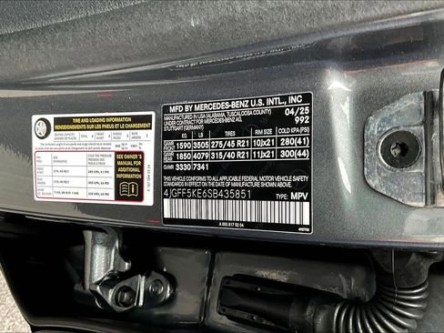 Used 2025 Mercedes-Benz GLS 450 4MATIC image 18