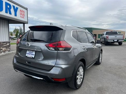 Used 2019 Nissan Rogue SV AWD/4WD image 17