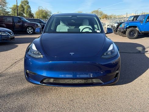 Used 2023 Tesla Model Y Long Range image 8