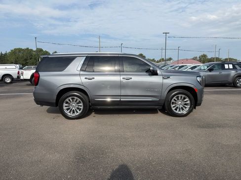 Used 2021 GMC Yukon SLT w/ SLT Luxury Plus Package AWD/4WD image 3