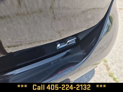 Used 2024 Toyota Highlander LE FWD image 11