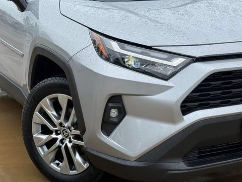 Used 2025 Toyota RAV4 XLE Premium FWD image 3