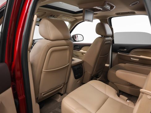 Used 2013 GMC Yukon Denali image 42