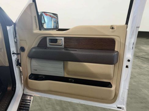 Used 2013 Ford F150 Lariat w/ Luxury Equipment Group image 19
