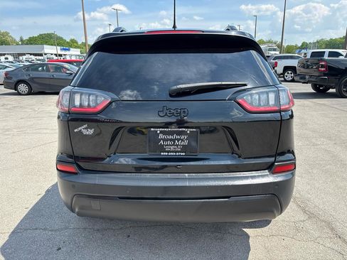 Used 2020 Jeep Cherokee Latitude Plus FWD image 5