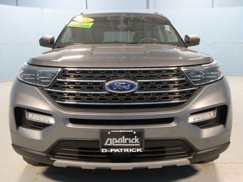 Used 2022 Ford Explorer XLT w/ Equipment Group 202A RWD image 27