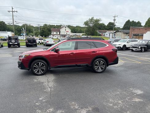 Used 2020 Subaru Outback Limited XT image 3