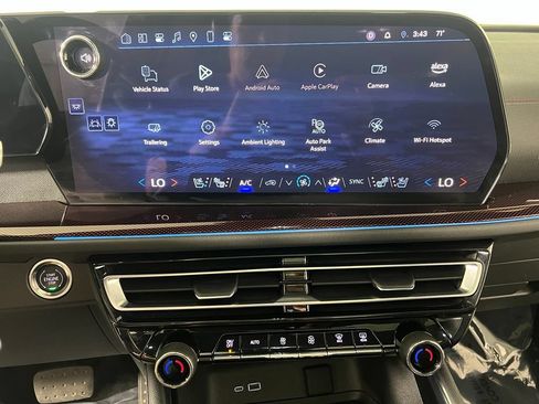 Certified 2024 Chevrolet Traverse RS w/ LPO, Floor Liner Package AWD/4WD image 28