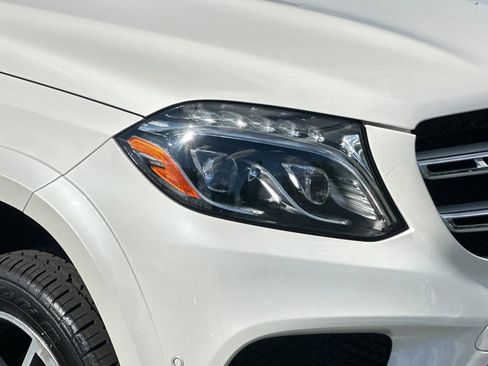Used 2017 Mercedes-Benz GLS 550 4MATIC image 10